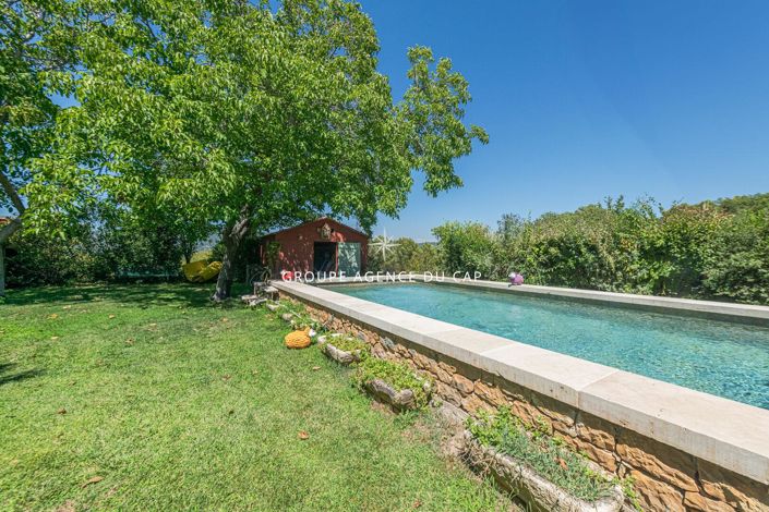 Image No.2-6 Bed House for sale