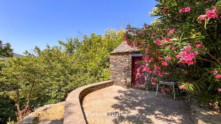 Image No.7-5 Bed House for sale