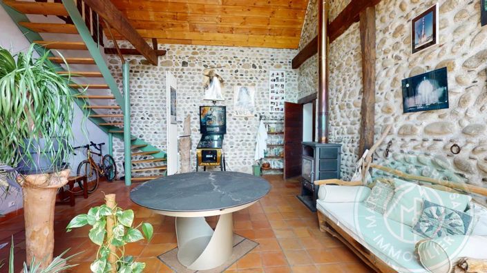 Image No.7-4 Bed House for sale