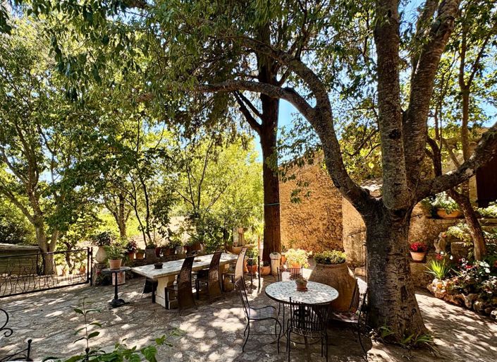 Image No.11-Propriété de 11 chambres à vendre à Cotignac