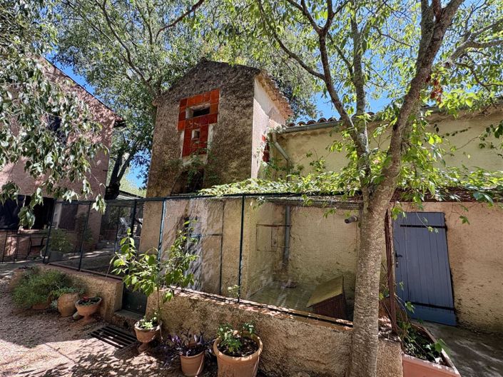 Image No.3-Propriété de 11 chambres à vendre à Cotignac