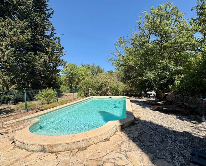 Image No.4-Propriété de 11 chambres à vendre à Cotignac