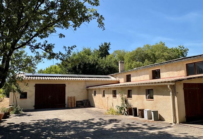 Image No.8-Propriété de 11 chambres à vendre à Cotignac