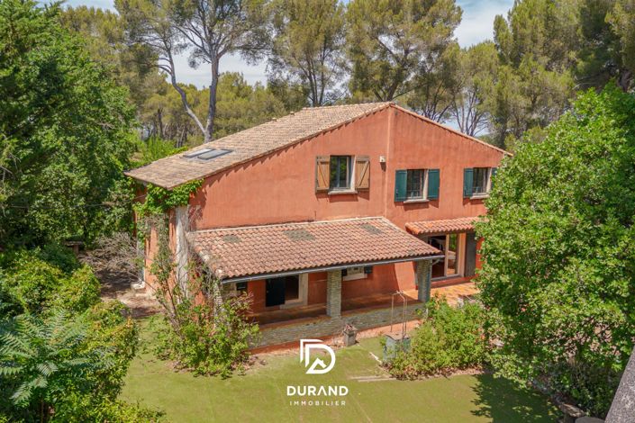 Image No.1-6 Bed House for sale