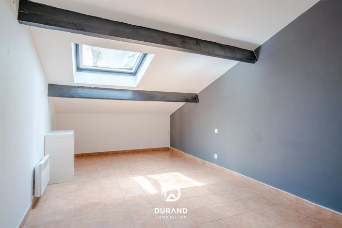 Image No.15-6 Bed House for sale