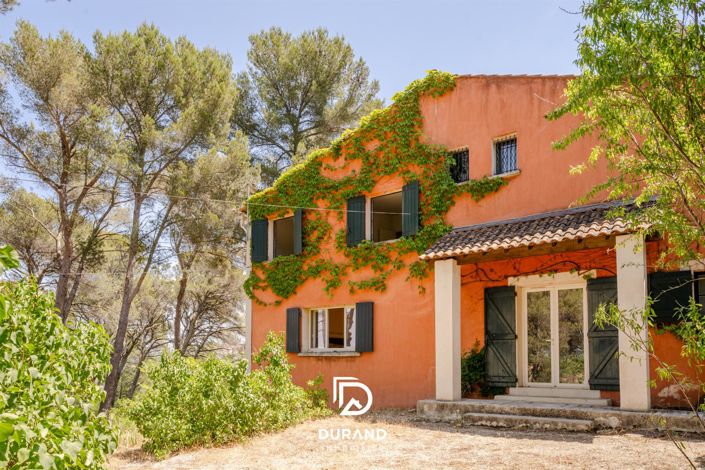 Image No.20-6 Bed House for sale