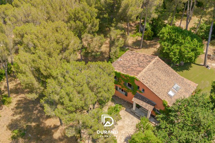 Image No.28-6 Bed House for sale