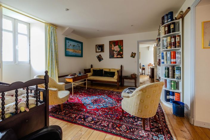 Image No.18-House for sale