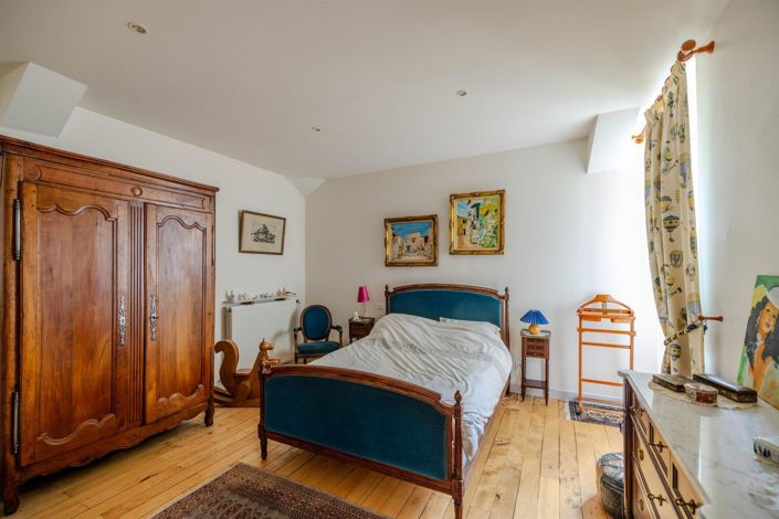 Image No.19-House for sale