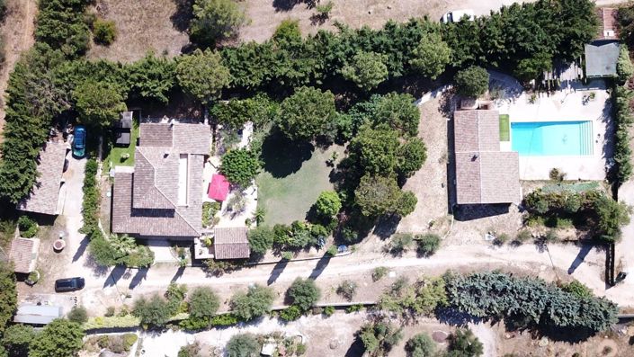 Image No.1-Maison de 7 chambres à vendre à Brignoles