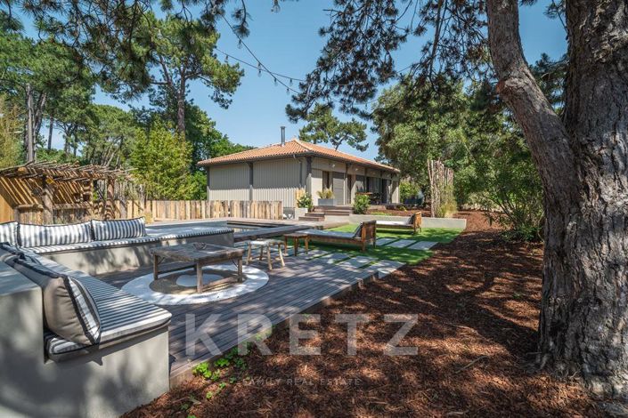 Image No.2-6 Bed House for sale