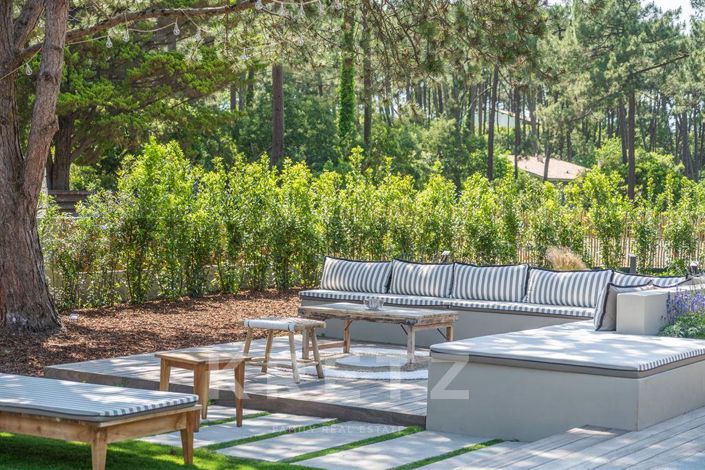 Image No.3-6 Bed House for sale