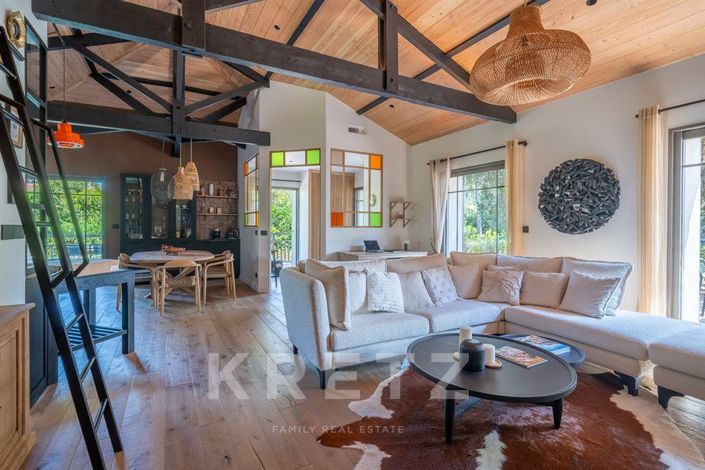 Image No.4-6 Bed House for sale