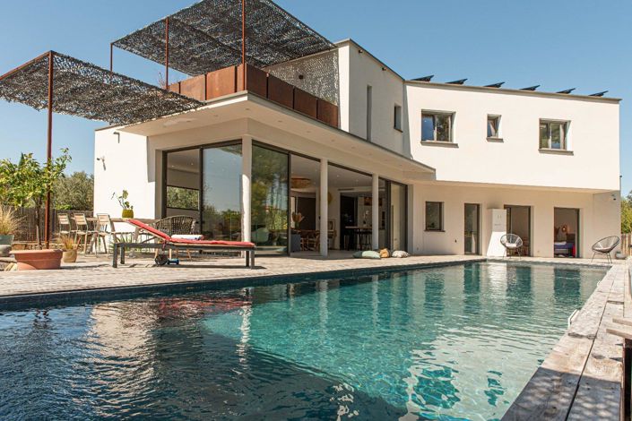 Image No.3-6 Bed House for sale