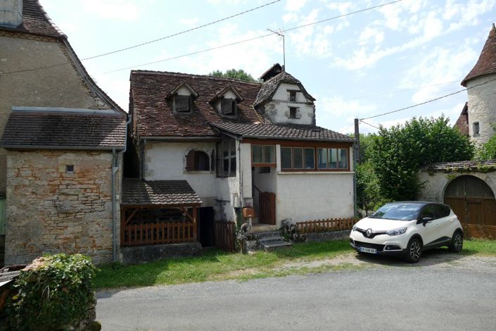 Image No.2-4 Bed House for sale