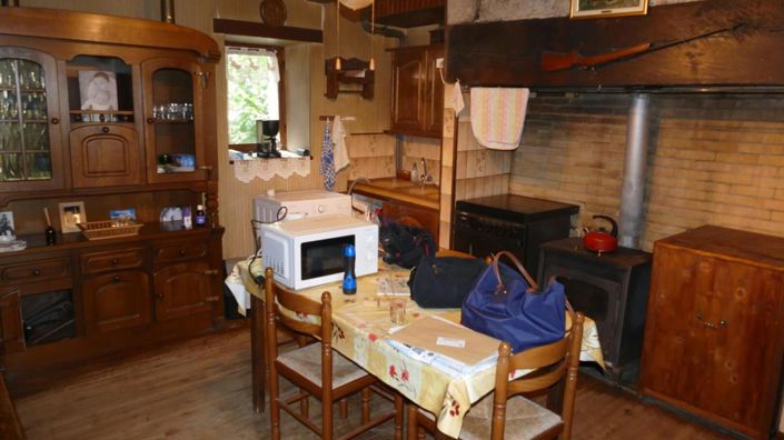 Image No.3-4 Bed House for sale