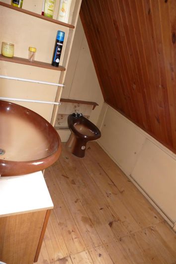 Image No.8-4 Bed House for sale