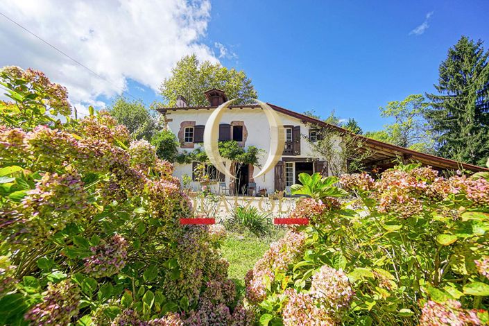 Image No.1-5 Bed House for sale