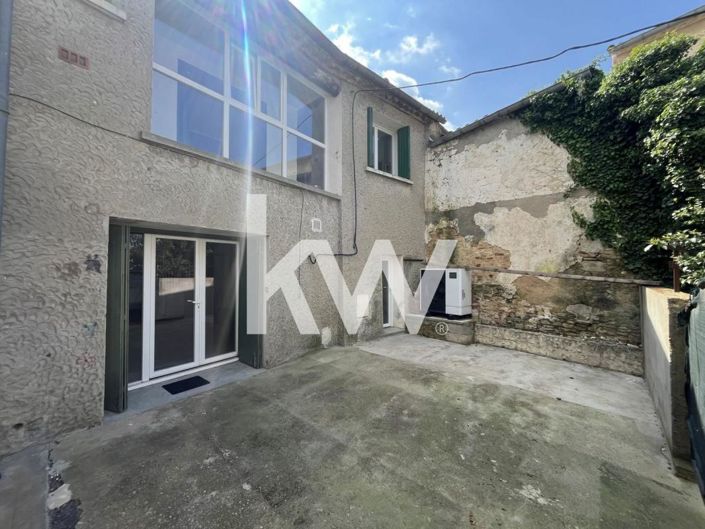 Image No.1-3 Bed House for sale