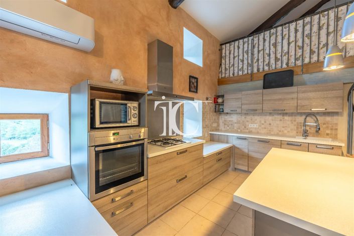 Image No.16-5 Bed House for sale