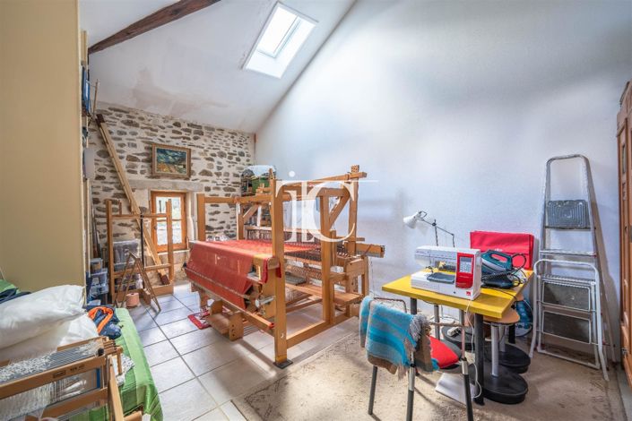 Image No.22-5 Bed House for sale