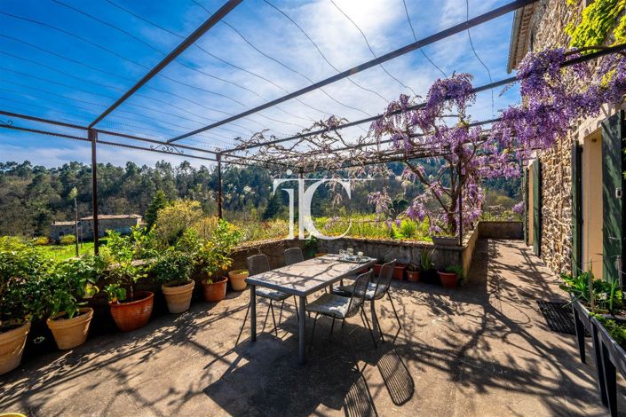 Image No.4-5 Bed House for sale