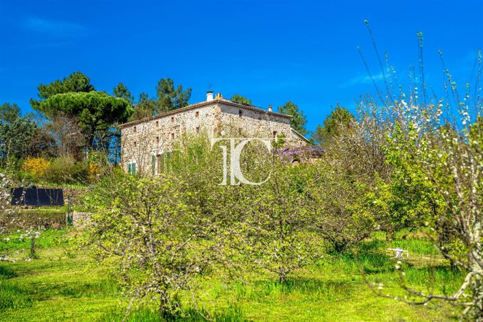 Image No.6-5 Bed House for sale