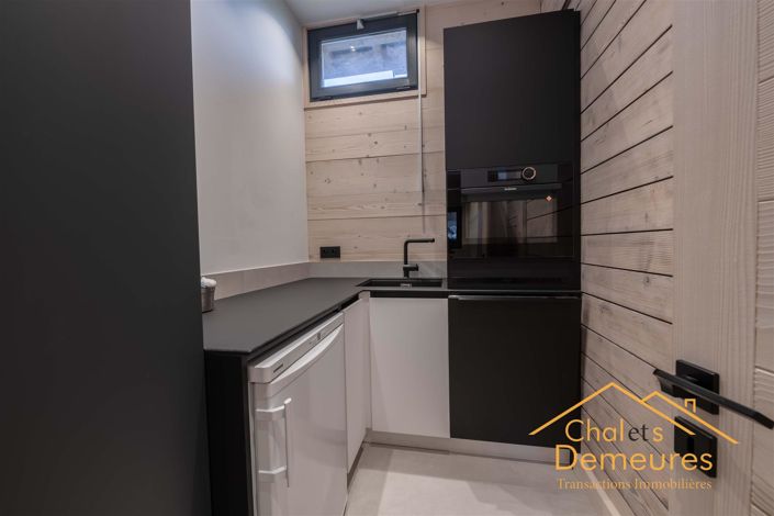 Image No.10-5 Bed House for sale