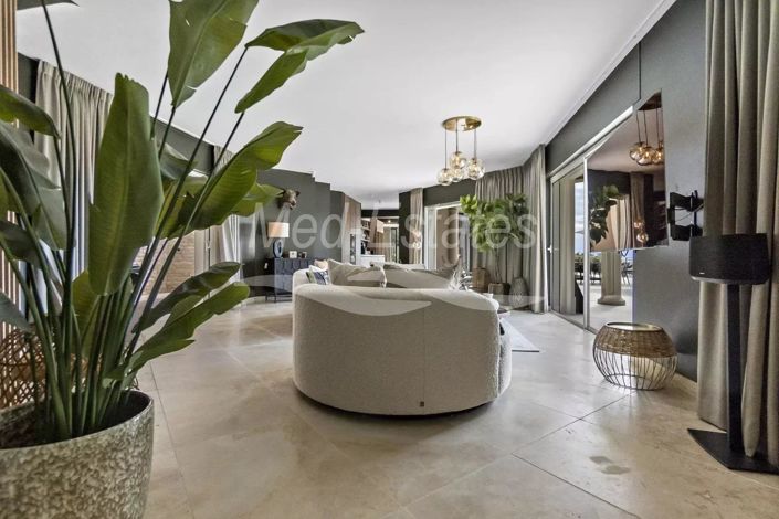 Image No.11-5 Bed House for sale