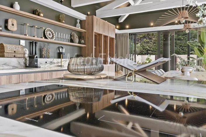 Image No.33-5 Bed House for sale