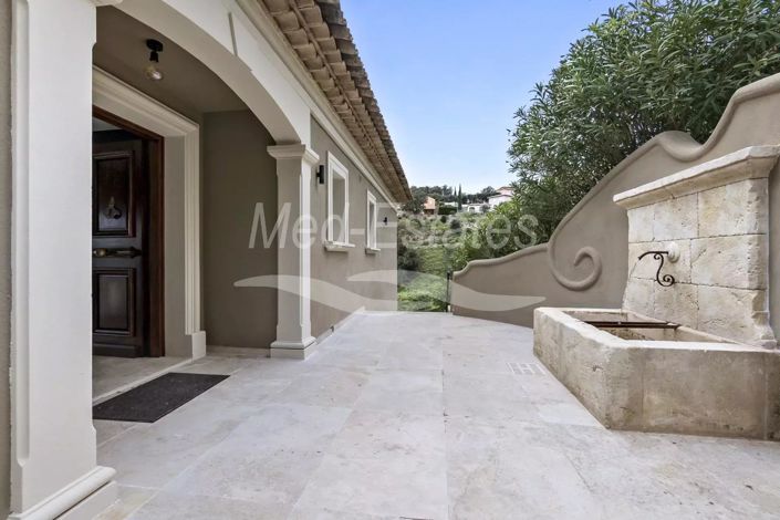 Image No.50-5 Bed House for sale