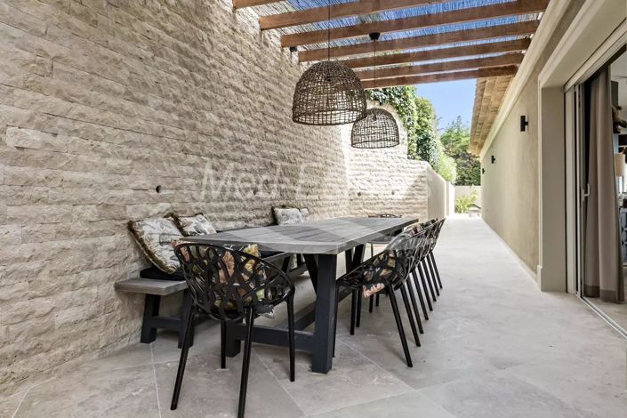 Image No.59-5 Bed House for sale