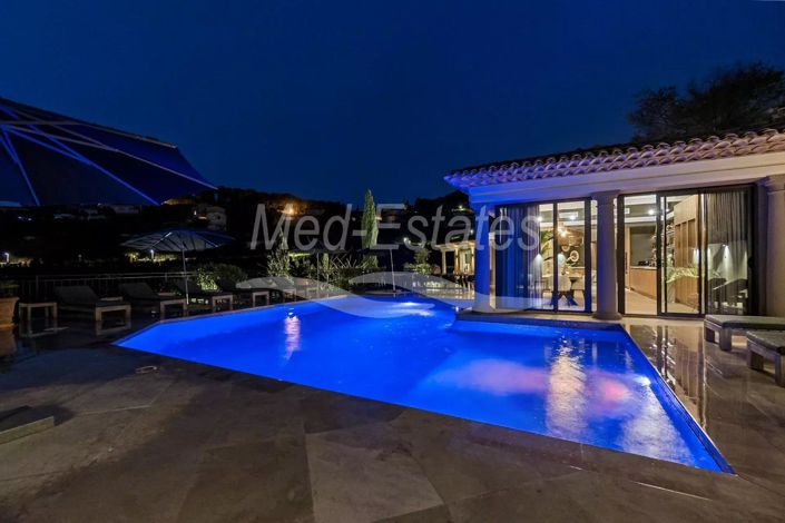 Image No.68-5 Bed House for sale