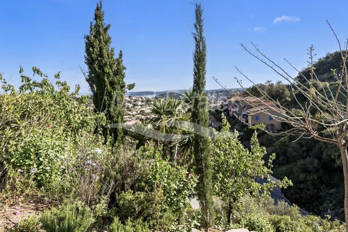 Image No.86-5 Bed House for sale