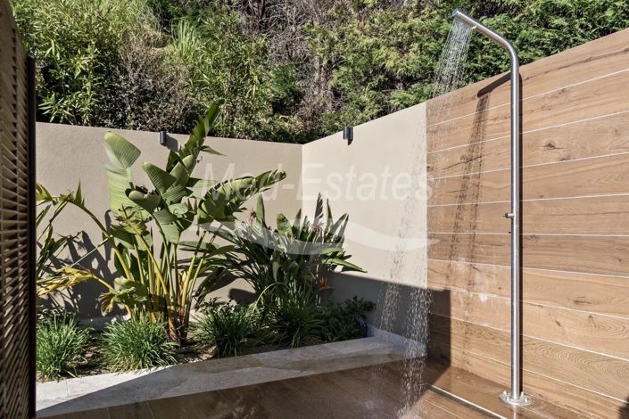 Image No.91-5 Bed House for sale