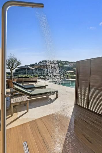 Image No.92-5 Bed House for sale