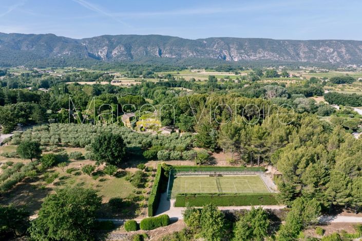 Image No.19-11 Bed House for sale