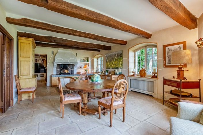 Image No.29-11 Bed House for sale