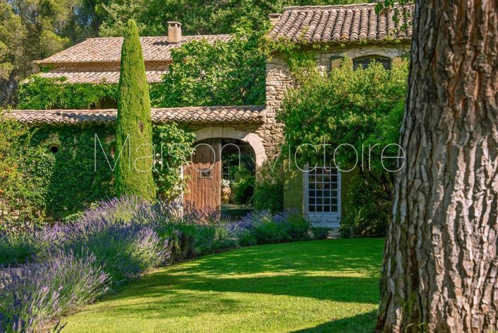 Image No.8-11 Bed House for sale