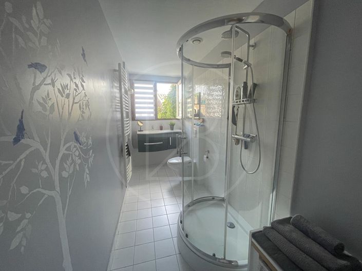 Image No.16-4 Bed House for sale