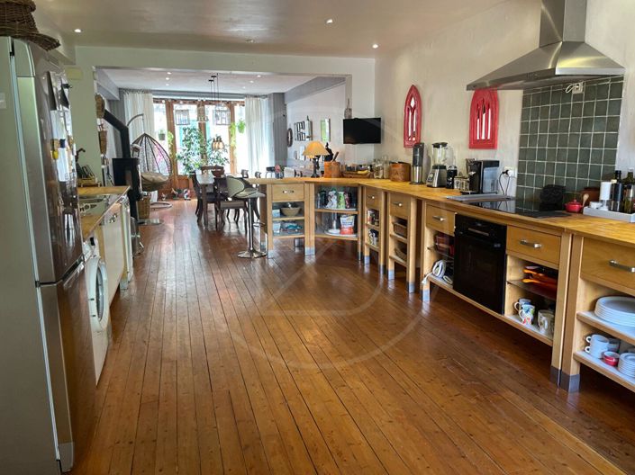 Image No.5-4 Bed House for sale