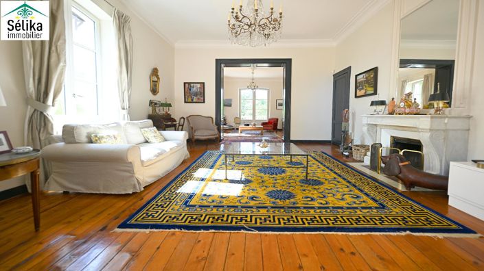 Image No.5-6 Bed House for sale