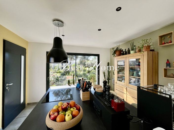 Image No.6-Maison de 2 chambres à vendre à Nîmes