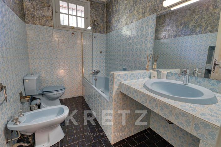 Image No.15-8 Bed House for sale