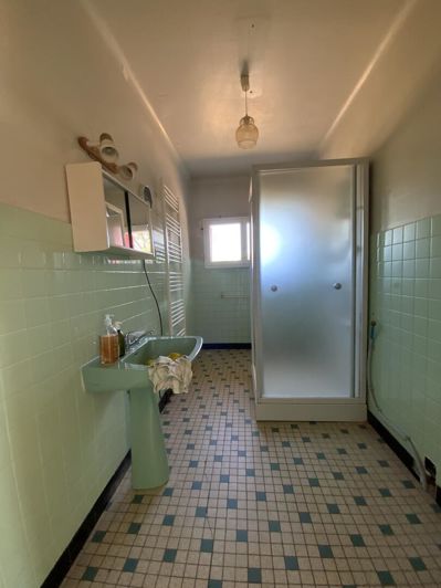 Image No.13-1 Bed House for sale