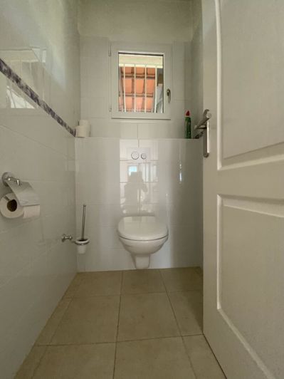 Image No.14-1 Bed House for sale