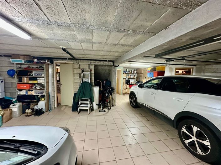 Image No.16-3 Bed House for sale