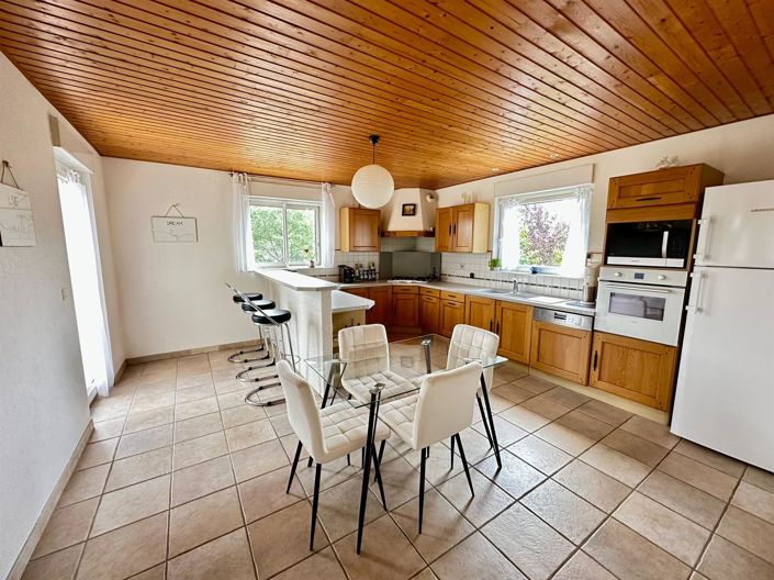 Image No.5-3 Bed House for sale