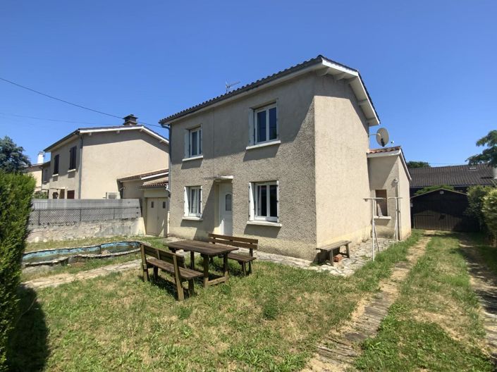 Image No.1-Maison de 3 chambres à vendre à Gramat