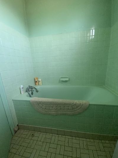 Image No.12-3 Bed House for sale